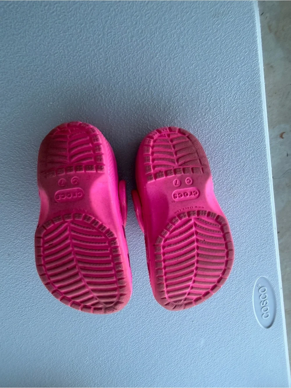 CROCS Kids Bubblegum Pink Classic Clogs